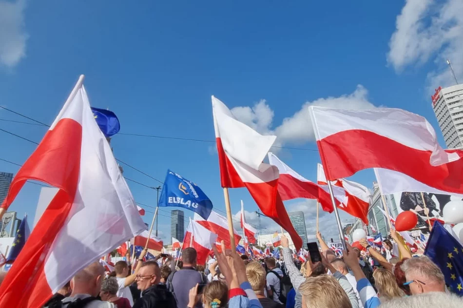 Trwa marsz "Miliona Serc" (transmisja) - zdjęcie 4