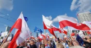 Trwa marsz "Miliona Serc" (transmisja) - zdjęcie 4