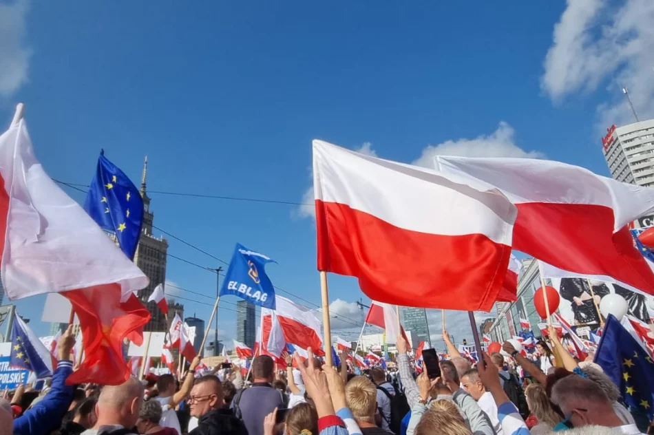 Trwa marsz "Miliona Serc" (transmisja) - zdjęcie 5