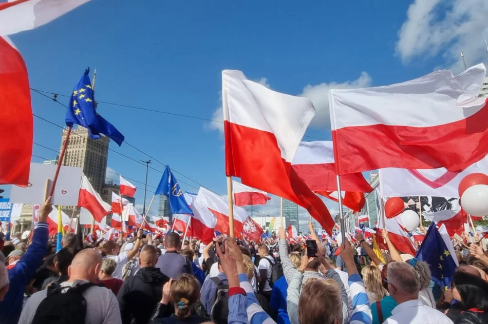 Trwa marsz "Miliona Serc" (transmisja) - zdjęcie 7