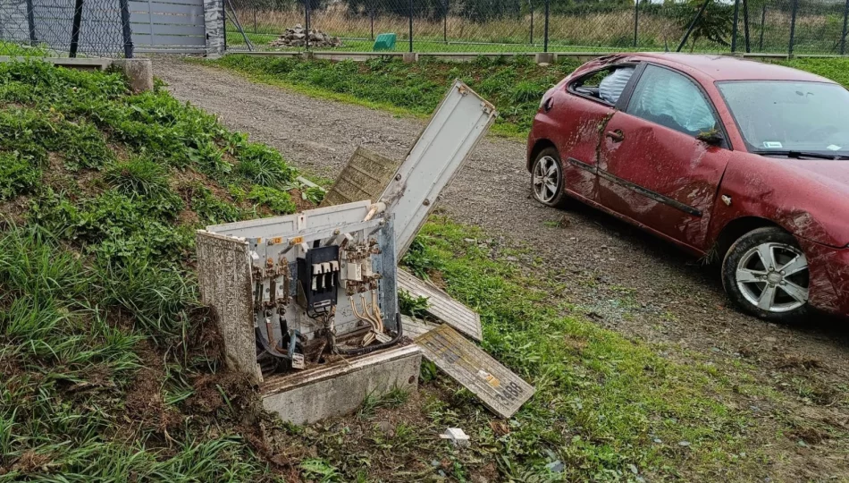 Kolizyjny weekend na drogach powiatu - zdjęcie 1
