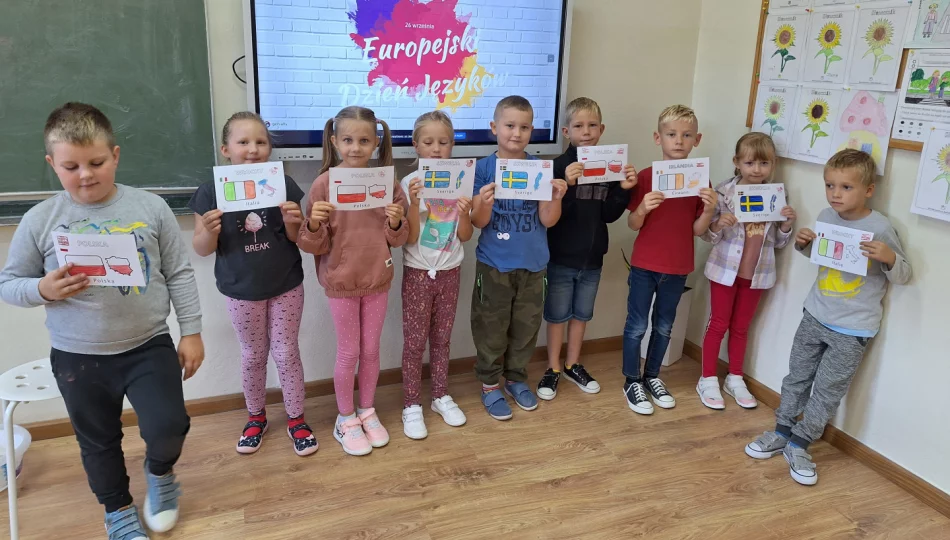 Dzień Języków Obcych w szkole w Nowym Rybiu - zdjęcie 1