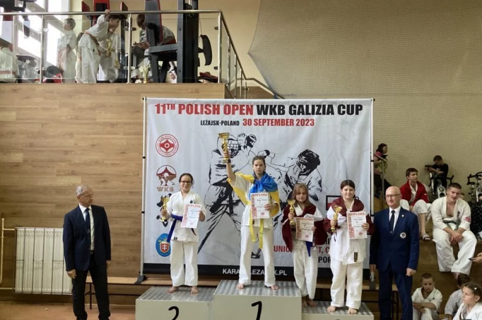 5 medali dla zawodników Limanowskiego Klubu Kyokushin Karate na XI Galizia Cup w Leżajsku - zdjęcie 6