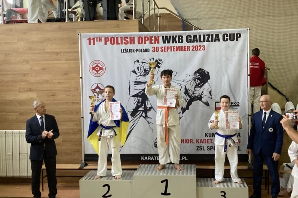 5 medali dla zawodników Limanowskiego Klubu Kyokushin Karate na XI Galizia Cup w Leżajsku - zdjęcie 7