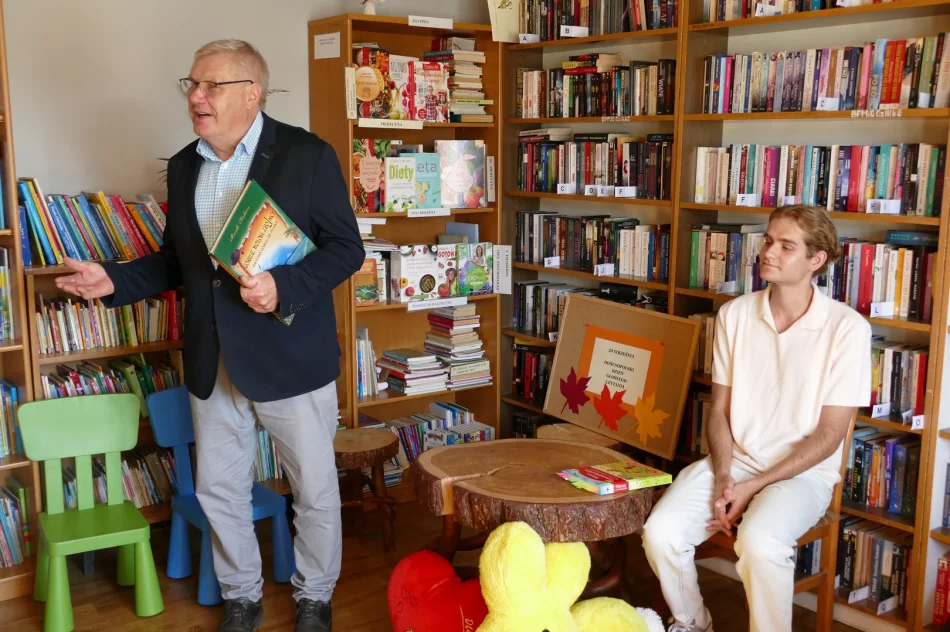 Święto Głośnego Czytania w Gminnej Bibliotece Publicznej w Starej Wsi i jej Filiach - zdjęcie 7