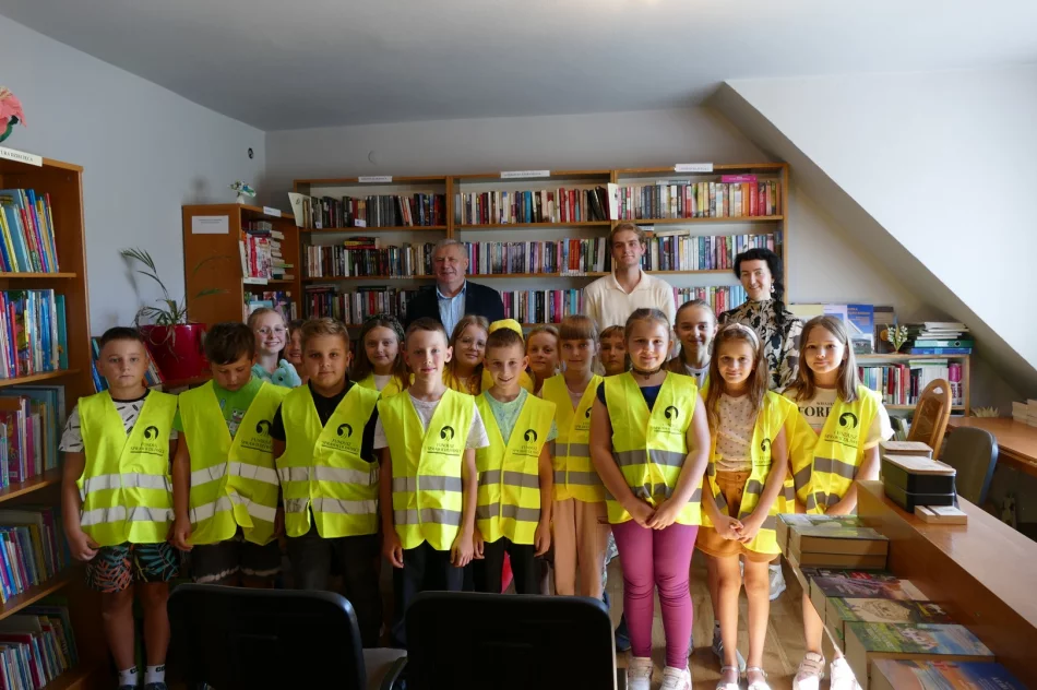 Święto Głośnego Czytania w Gminnej Bibliotece Publicznej w Starej Wsi i jej Filiach - zdjęcie 11