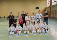 8 medali limanowskich zawodników podczas Finału Ligi Karate Kontaktowego - zdjęcie główne