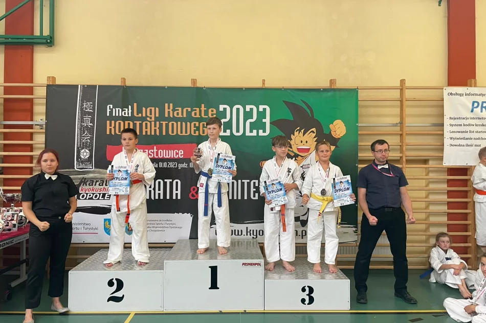 8 medali limanowskich zawodników podczas Finału Ligi Karate Kontaktowego - zdjęcie 2