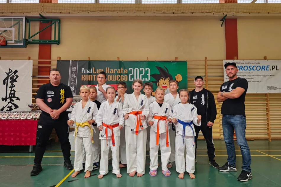 8 medali dla zawodników Limanowskiego Klubu Kyokushin Karate podczas Finału Ligi Karate Kontaktowego - zdjęcie 4
