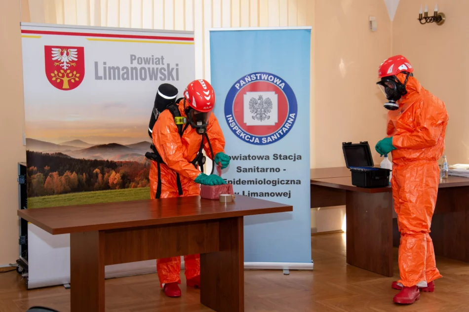 Szkolili urzędników: bezpieczne postępowanie z niebezpiecznymi przesyłkami  - zdjęcie 5