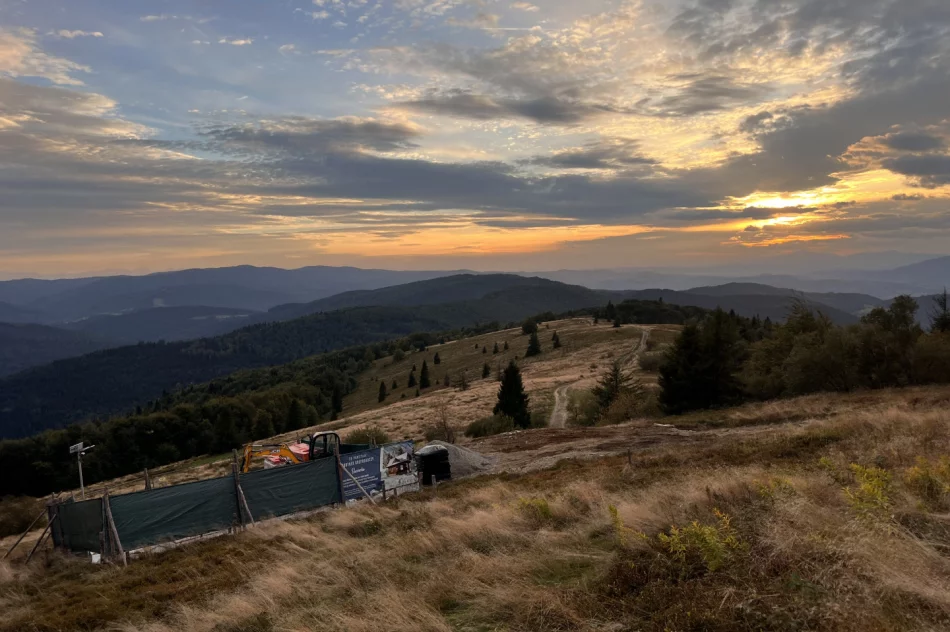 Mogielica znów w zabudowie. Czerwona kartka dla państwa - zdjęcie 3