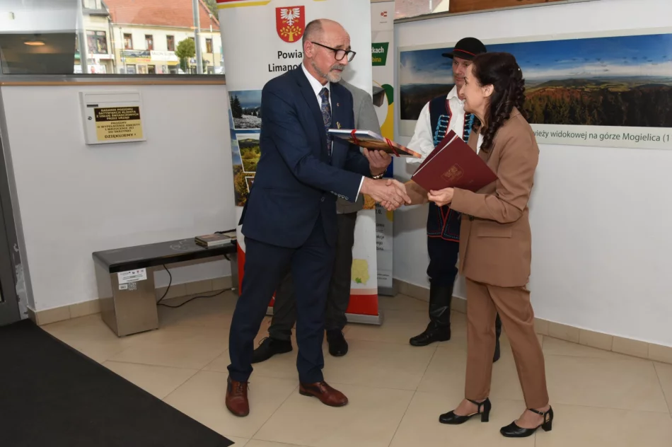 Unikatowe dzieło prezentowane w Limanowej - zdjęcie 6