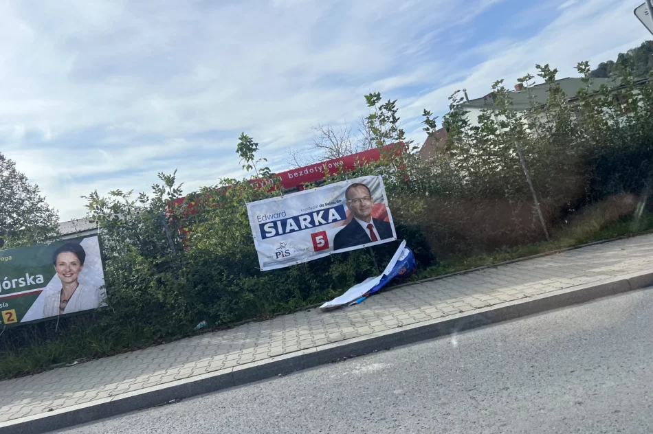 Wybory 2023: trwa walka na niszczenie bannerów - zdjęcie 4