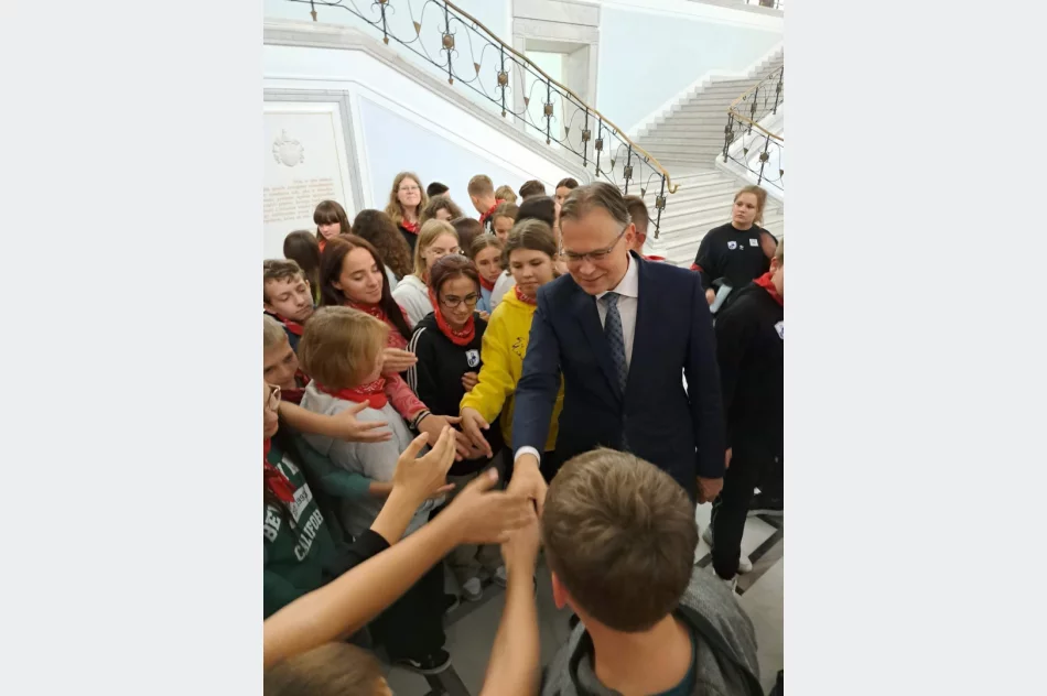 Arkadiusz Mularczyk - Prawo i Sprawiedliwość - zdjęcie 20
