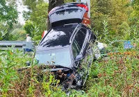 Zderzenie pojazdów na drodze powiatowej - zdjęcie główne