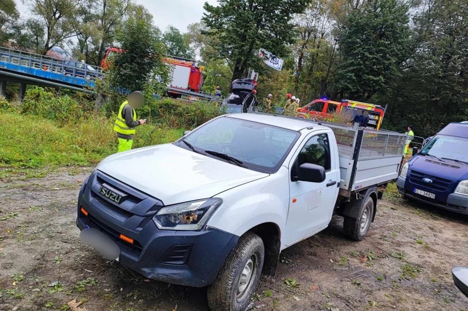 Zderzenie pojazdów na drodze powiatowej - zdjęcie 4