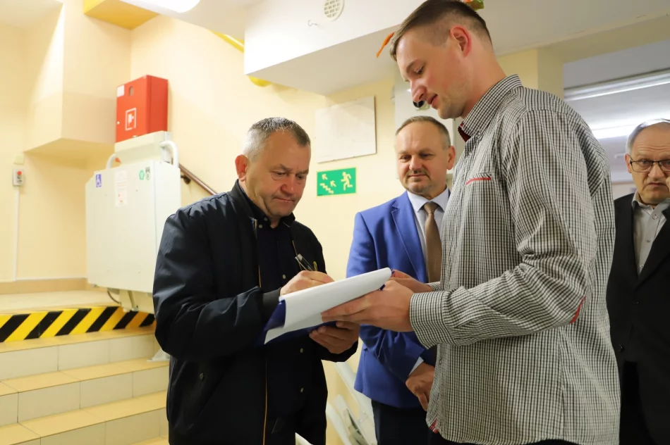 Doposażenia i remonty w pięciu kuchniach i stołówkach gminnych szkół - zdjęcie 12