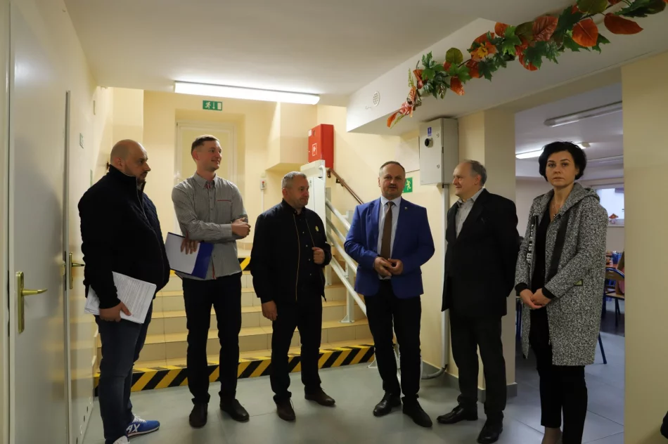 Doposażenia i remonty w pięciu kuchniach i stołówkach gminnych szkół - zdjęcie 13