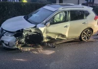 Zderzenie samochodów, jedna osoba poszkodowana - zdjęcie główne
