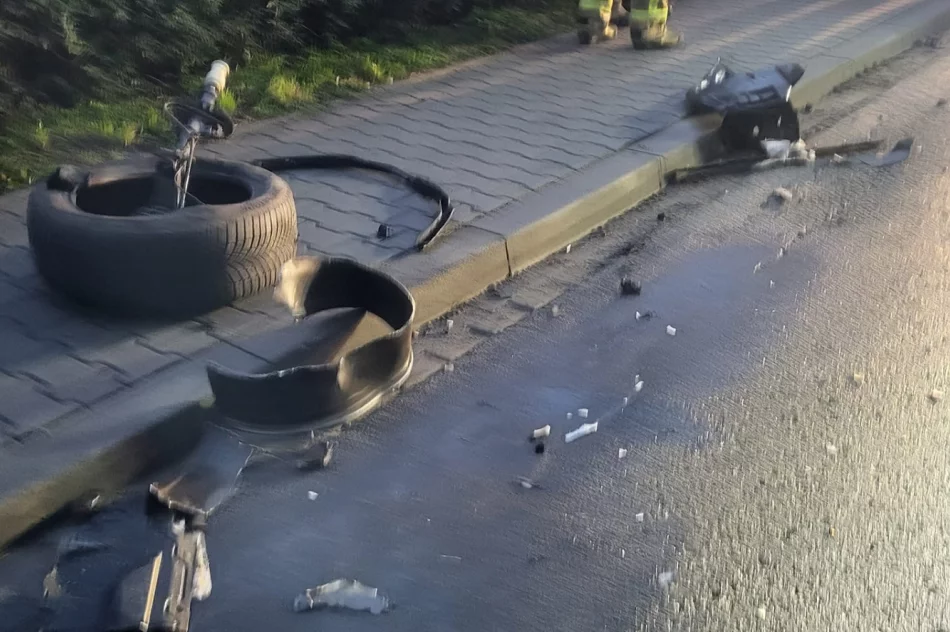 Zderzenie samochodów, jedna osoba poszkodowana - zdjęcie 4