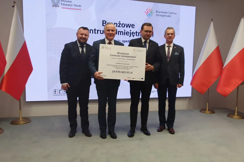 ZSTI z czekiem na prawie 15 mln zł - zdjęcie 3