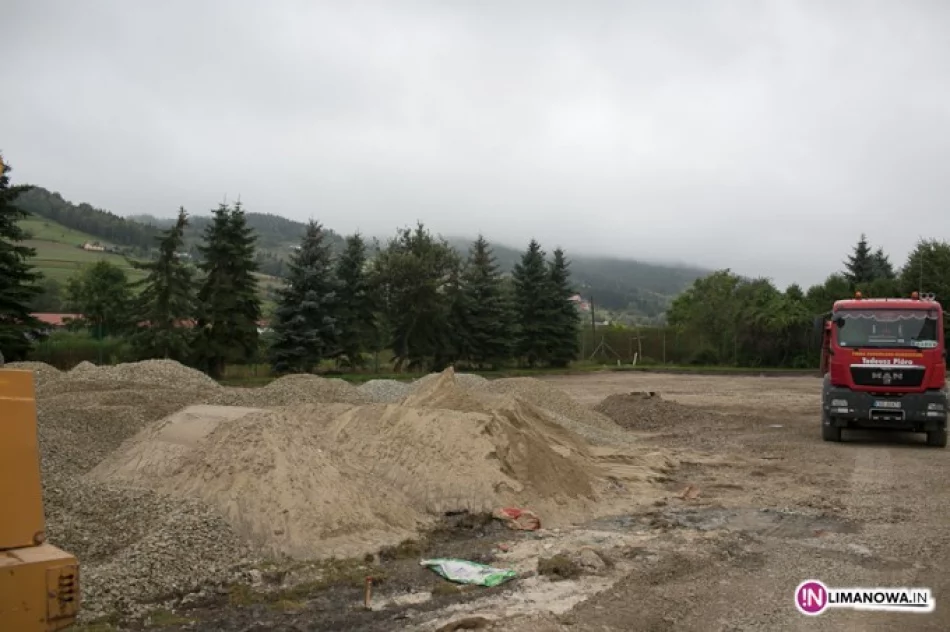 Powstaje drugi Orlik w Limanowej - zdjęcie 2