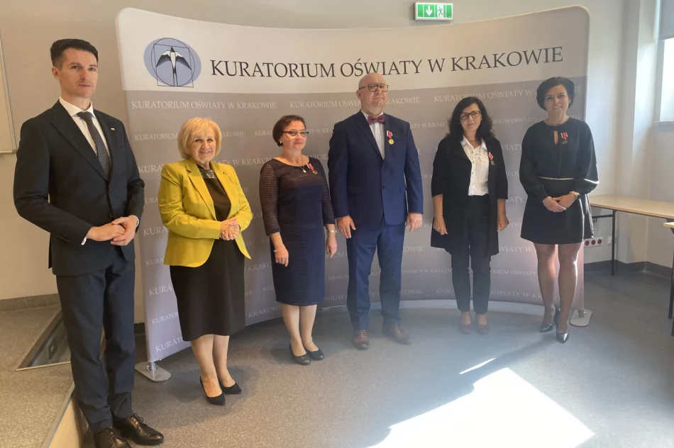 Medal Komisji Edukacji Narodowej dla Edyty Król - zdjęcie 2