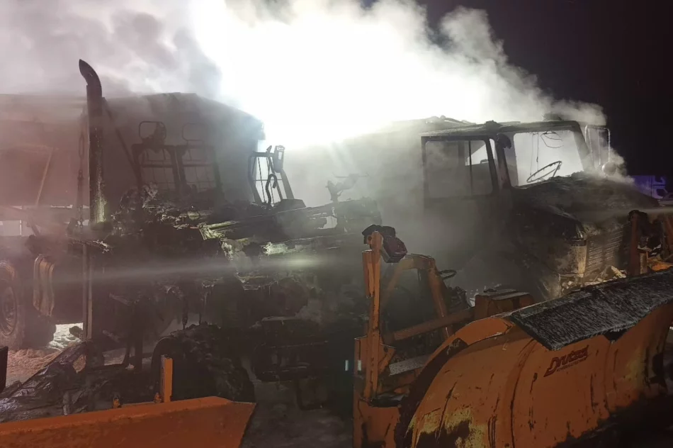  Pożar trzech samochodów ciężarowych - zdjęcie 6