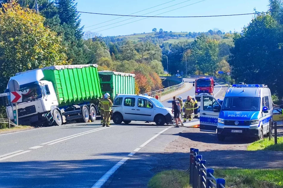 Jedna osoba ranna w zderzeniu trzech pojazdów - zdjęcie 4
