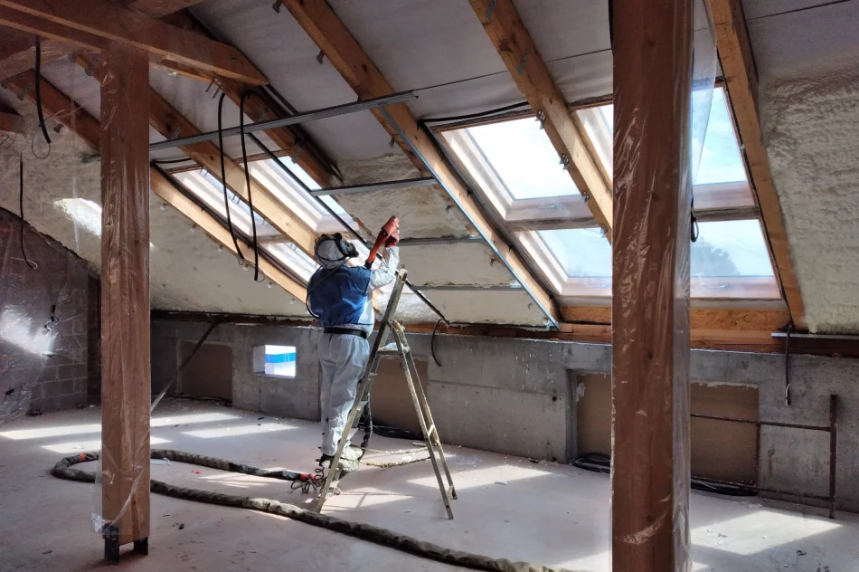 IDZIE ZIMA POMYŚL O IZOLACJI TWOJEGO DOMU - PIANĄ PUR CELULOZĄ LUB GRANULATEM URSY TERMOWIZJA GRATIS !!! - zdjęcie 4