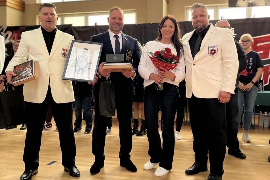 4 medale dla zawodników Limanowskiego Klubu Kyokushin Karate w Szczecinie - zdjęcie 9