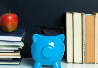 Jak zaoszczędzić pieniądze dzięki używanym książkom? - zdjęcie główne