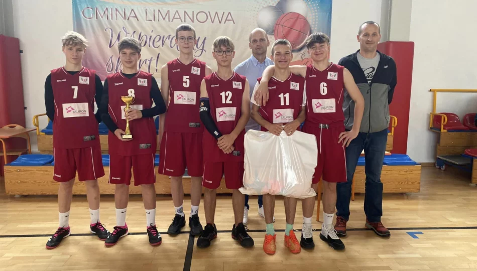 Młodzież z Mordarki i Pasierbca z tytułem Mistrzów Gminy w Koszykówce 3x3  - zdjęcie 1