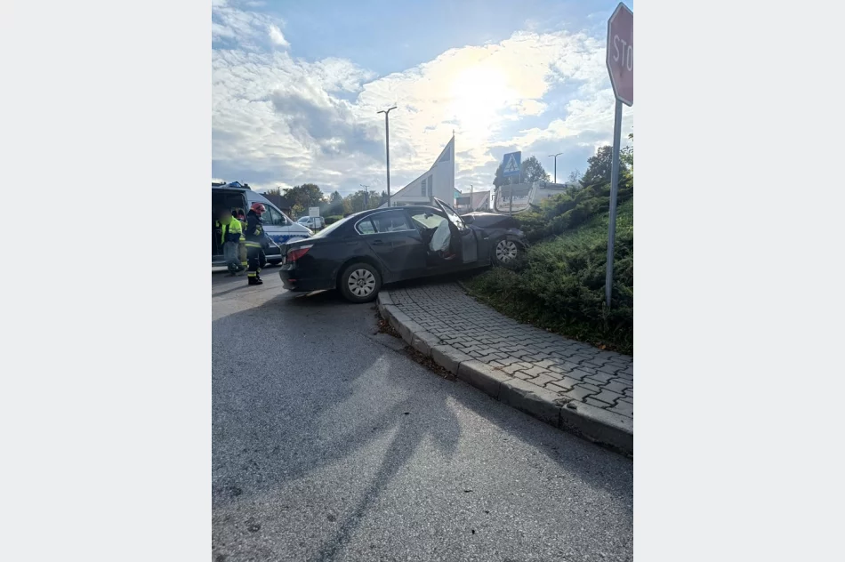 BMW zderzyło się z ciężarówką - zdjęcie 3