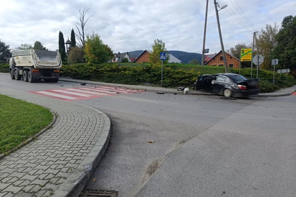 BMW zderzyło się z ciężarówką - zdjęcie 7