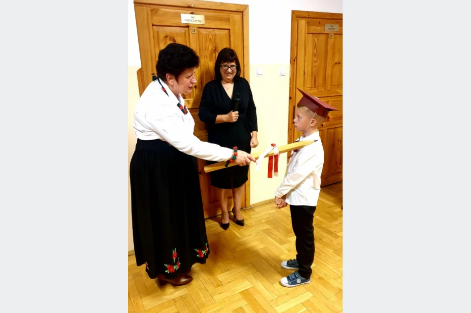 Uroczystości z okazji święta szkoły  - zdjęcie 10