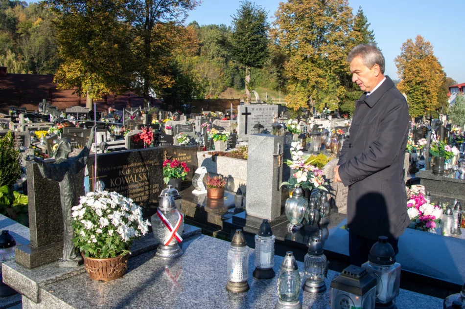 Pamięć o zasłużonym kapłanie w 40. rocznicę  - zdjęcie 11