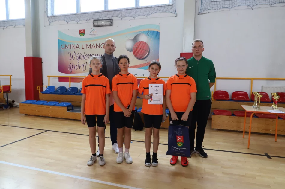 Pasierbiec i Stara Wieś nr 1 mistrzami gminy Limanowa w koszykówce 3x3 - zdjęcie 19