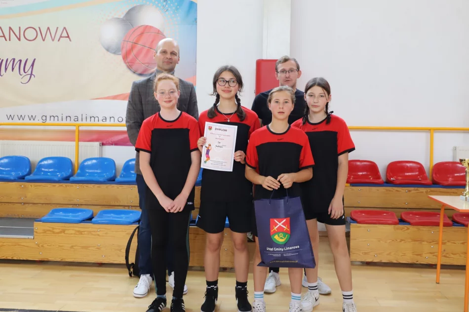 Pasierbiec i Stara Wieś nr 1 mistrzami gminy Limanowa w koszykówce 3x3 - zdjęcie 20