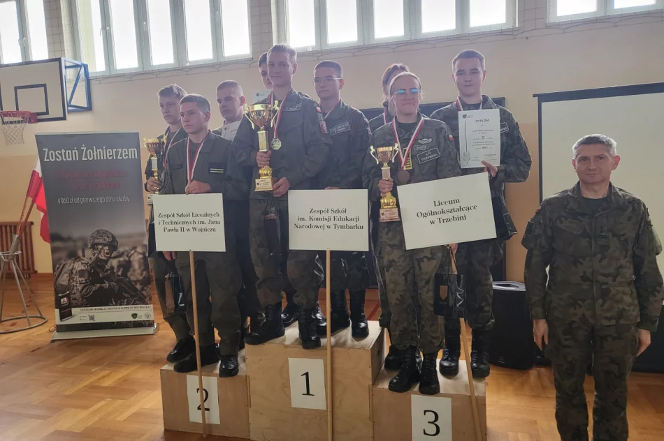 Uczniowie zdobywają złoty medal na wojewódzkich zawodach strzeleckich! - zdjęcie 4