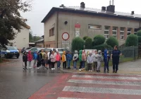 Policjanci uczą limanowskich pierwszoklasistów bezpieczeństwa - zdjęcie główne