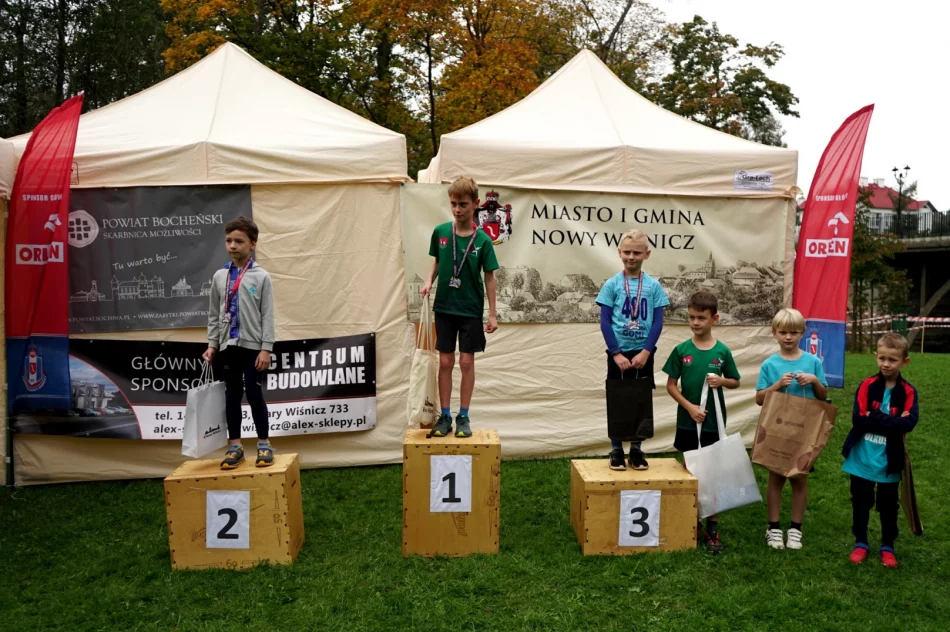 4 medale dla zawodników Klubu „Limanowa Forrest” na Grand Prix w biegach przełajowych w Nowym Wiśniczu - zdjęcie 8