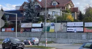 Samochód uderzył w oświetlenie przejścia - zdjęcie 2