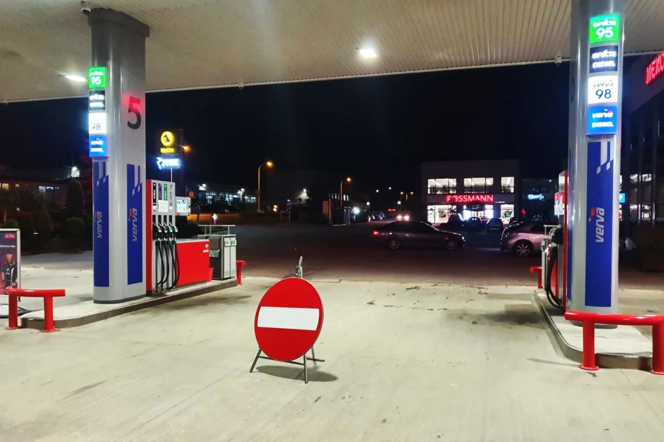 KIerowcy tankowali mimo "awarii" dystrybutorów - zdjęcie 5