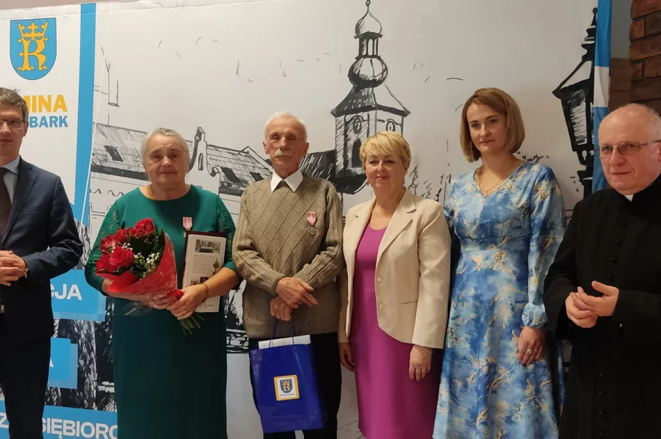 Złote Gody: 10 par świętowało jubileusz 50-lecia małżeństwa - zdjęcie 2