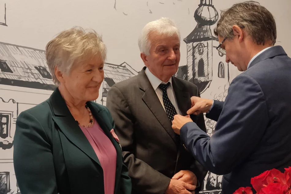 Złote Gody: 10 par świętowało jubileusz 50-lecia małżeństwa - zdjęcie 4