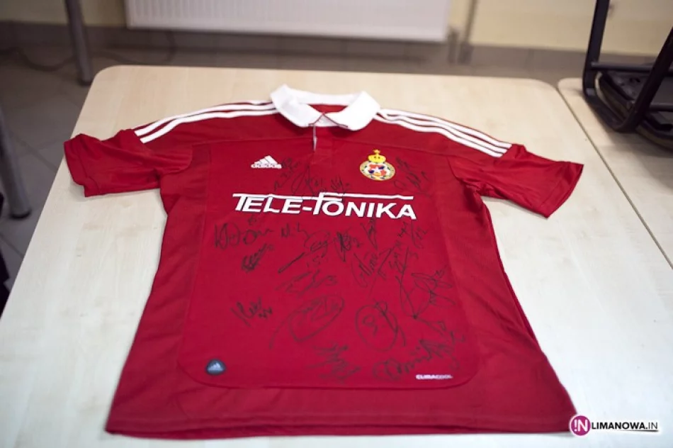 Wisła Kraków znowu w Limanowej! Pomoc dla Karolka. - zdjęcie 3