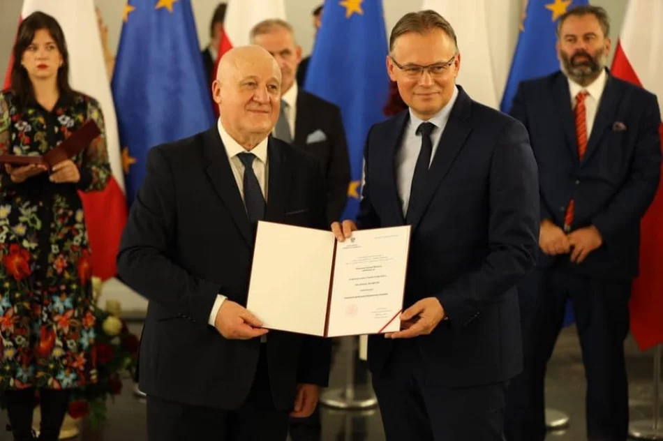 Nowo wybrani posłowie odebrali zaświadczenia w Sejmie - zdjęcie 4