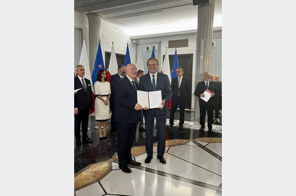 Nowo wybrani posłowie odebrali zaświadczenia w Sejmie - zdjęcie 5