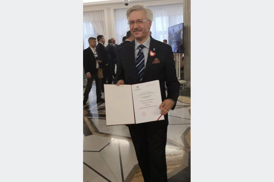 Nowo wybrani posłowie odebrali zaświadczenia w Sejmie - zdjęcie 6